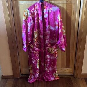 Floral Pink Women's Satin Robe